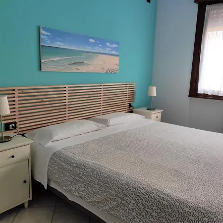 Anna Apartment *